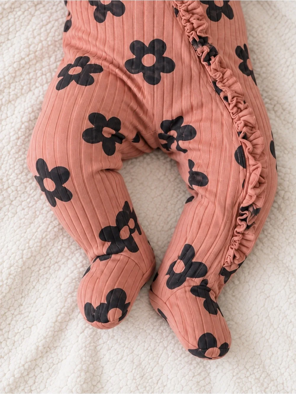 NWT Jessica Simpson Baby Floral Footie & Headband Set 3–6M